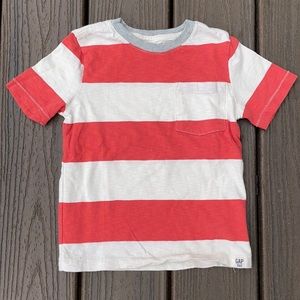 NWOT GAP Boy’s  sz 4 short sleeve striped pocket t shirt Salmon Gray Off White